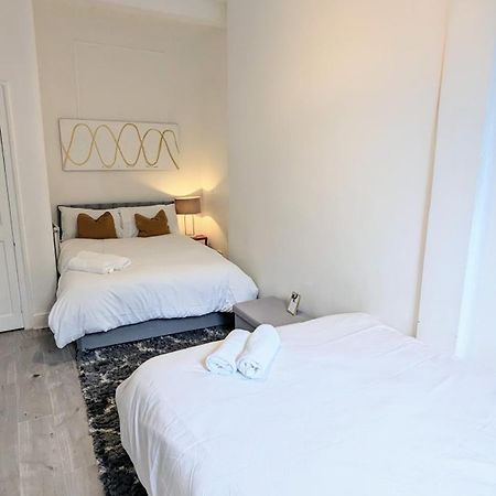 Edinburgh City Team Room 외부 사진
